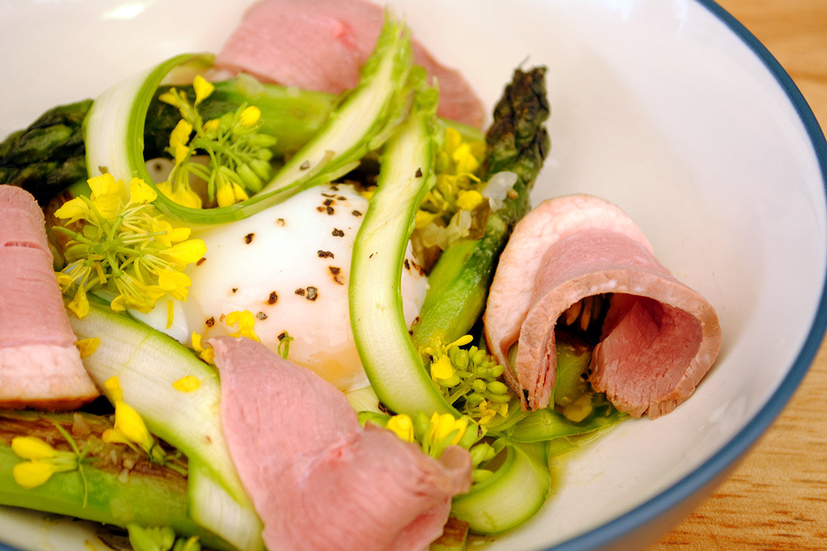 Warmed Grilled Asparagus Salad with a Slow-Cooked Egg : Foodwise