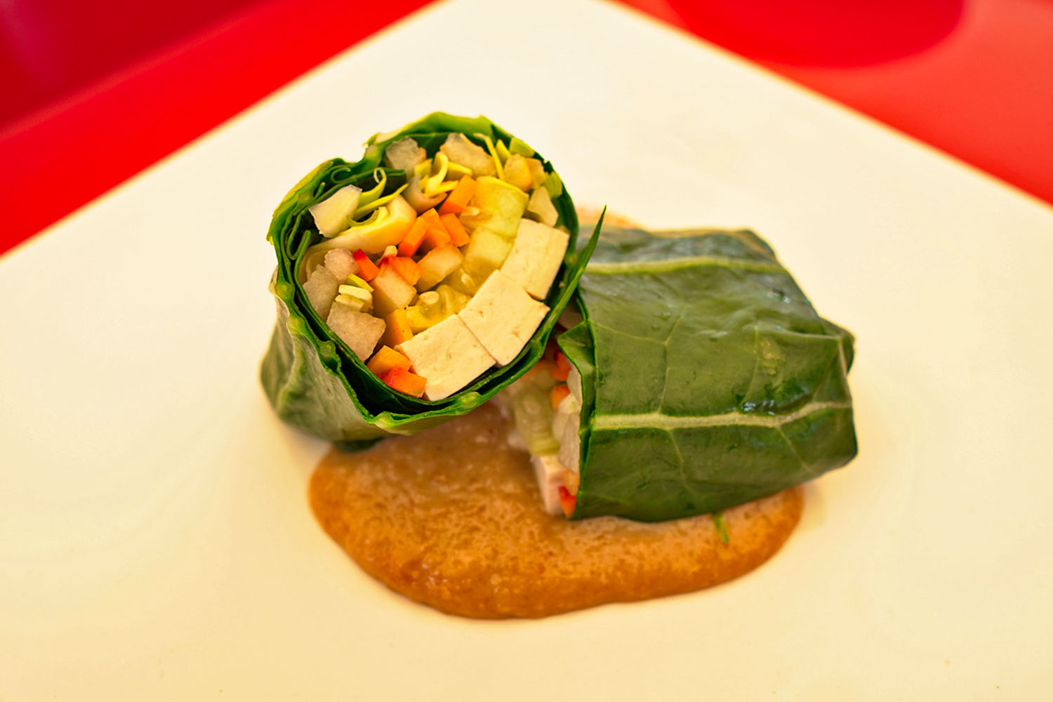 Collard Wraps with Ginger Peanut Sauce : Foodwise