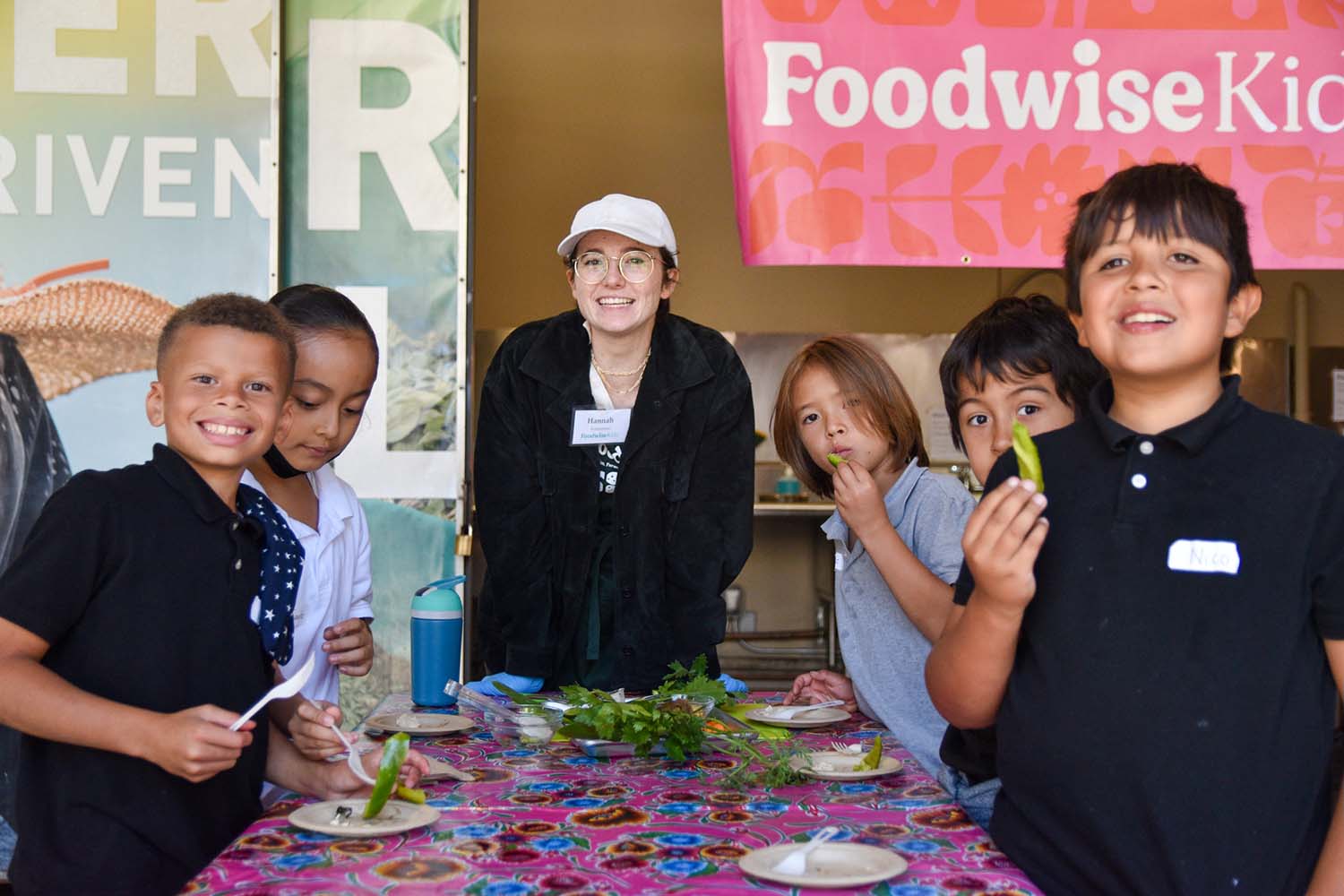 Volunteer Hannah Brown with Foodwise Kids students